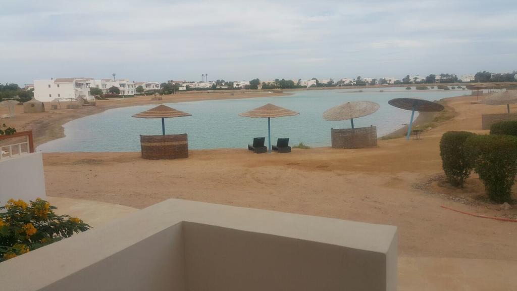 Twin Lagoon Apartment At White Villas El Gouna ฮูร์กาดา ภายนอก รูปภาพ